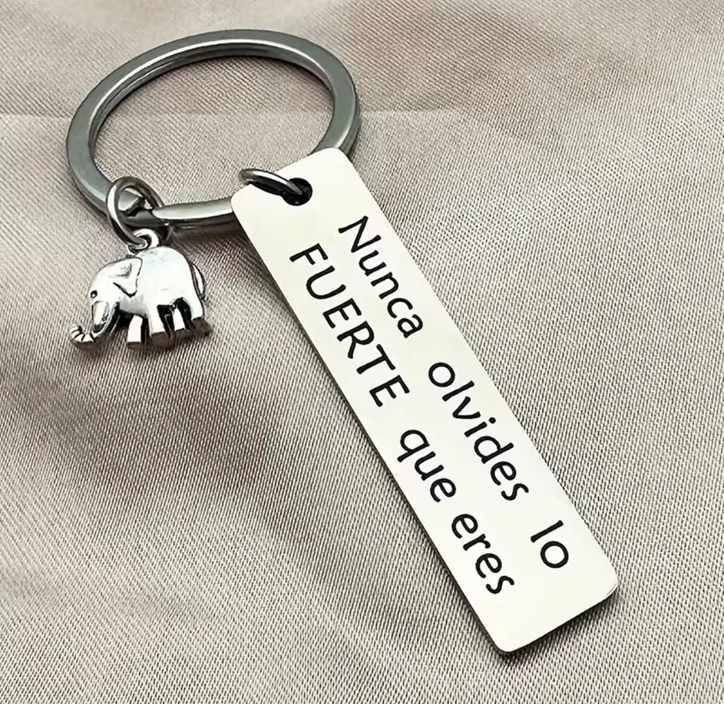 💪 Llavero con Elefante – “Nunca olvides lo fuerte que eres”